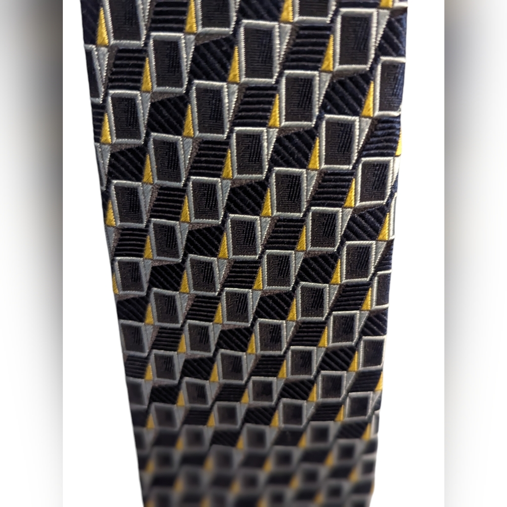 Ermenegildo Zegna Mens Designer 100% Silk Tie Very Stylish. - Picture 3 of 5
